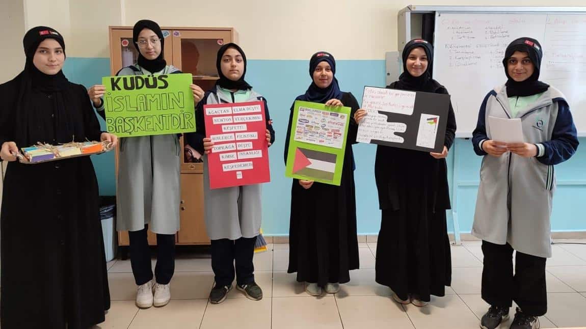 Öğrencilerimiz Gazze'deki Zulme Tepkisiz Kalmadı